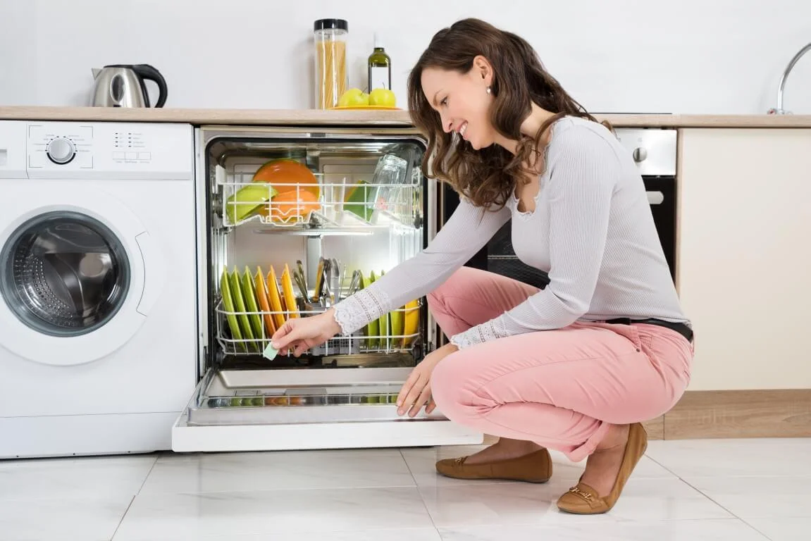 تمیز شدن ماشین ظرفشویی